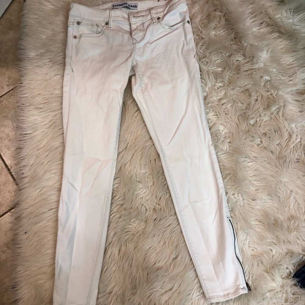 Express Jeans - Picture 2 of 3